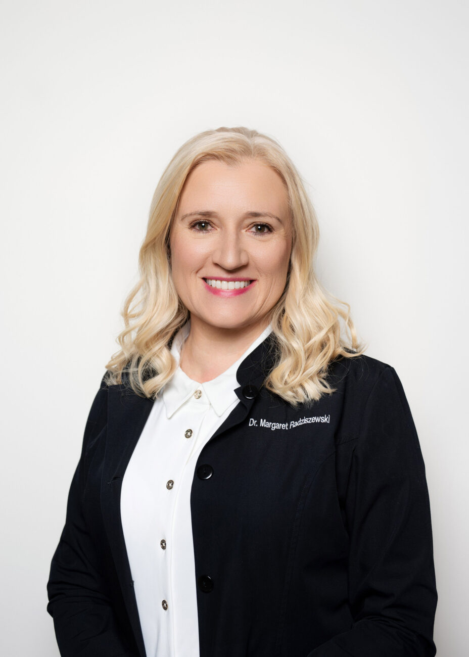 Dr. Margaret Radziszewski is a dentist in Arlington Heights & Chicago IL